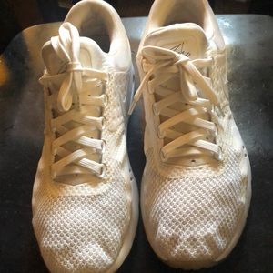 Men’s Nike sneakers